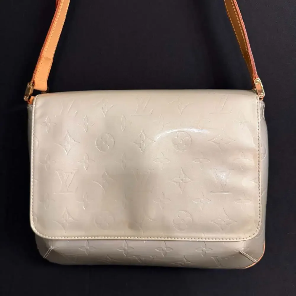 Louis Vuitton Monogram Vernis Thompson Street Shoulder Bag